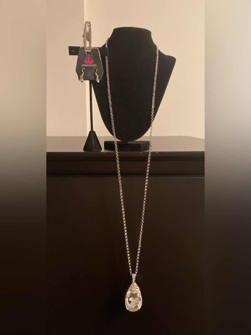 paparazzi Silver Teardrop Crystal Pendant Necklace